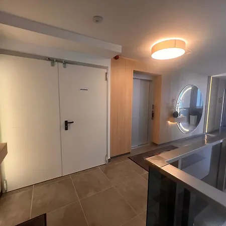 Apartament Karzo Lk 203 *