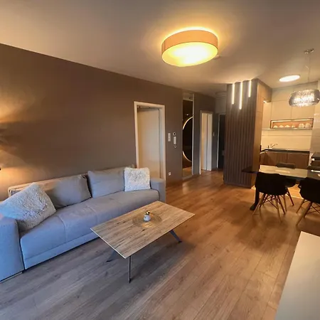 Karzo Lk 203 아파트